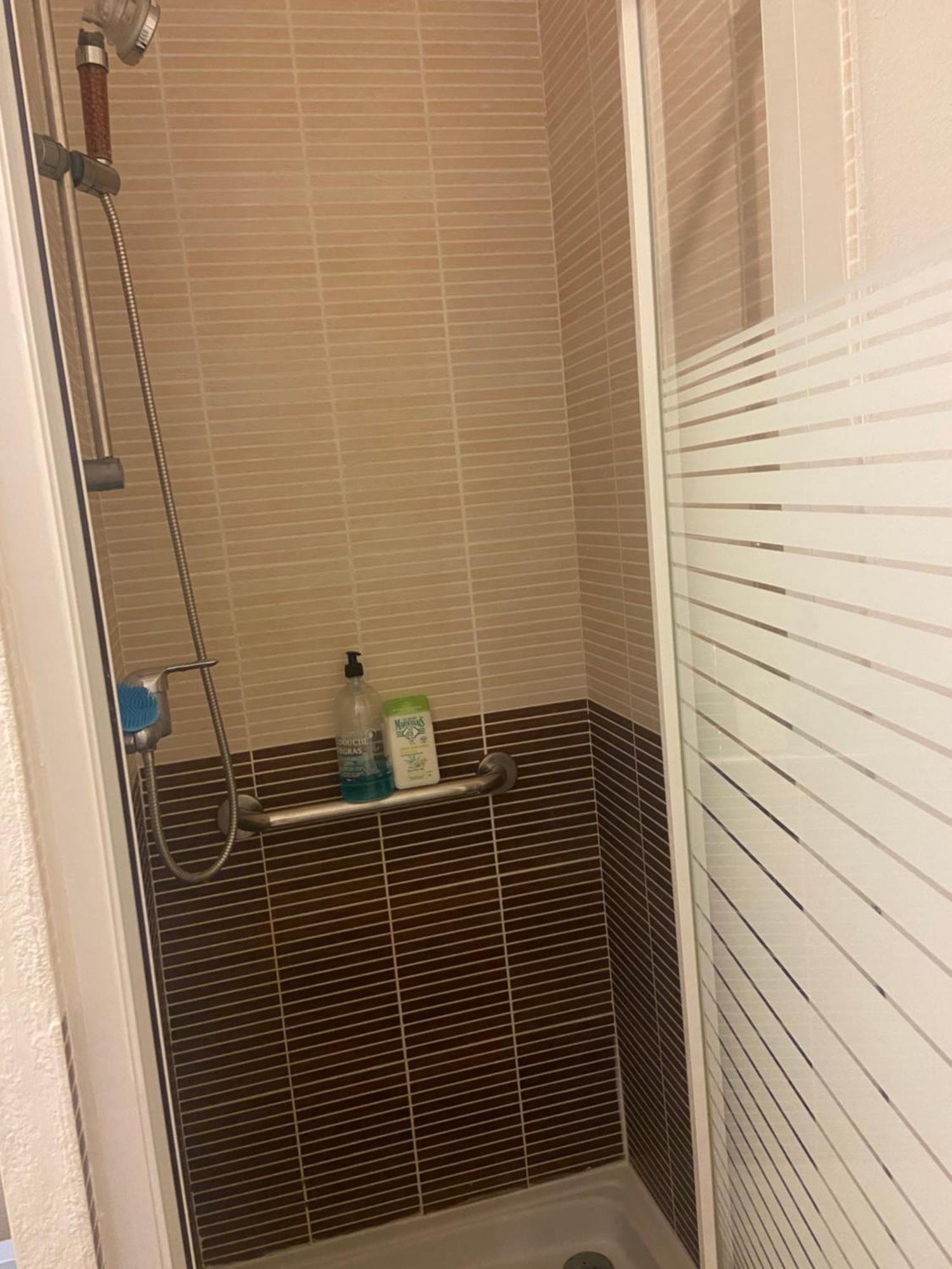 Апартаменты Apparemment Lumineux Proche De La Mer Безье Экстерьер фото